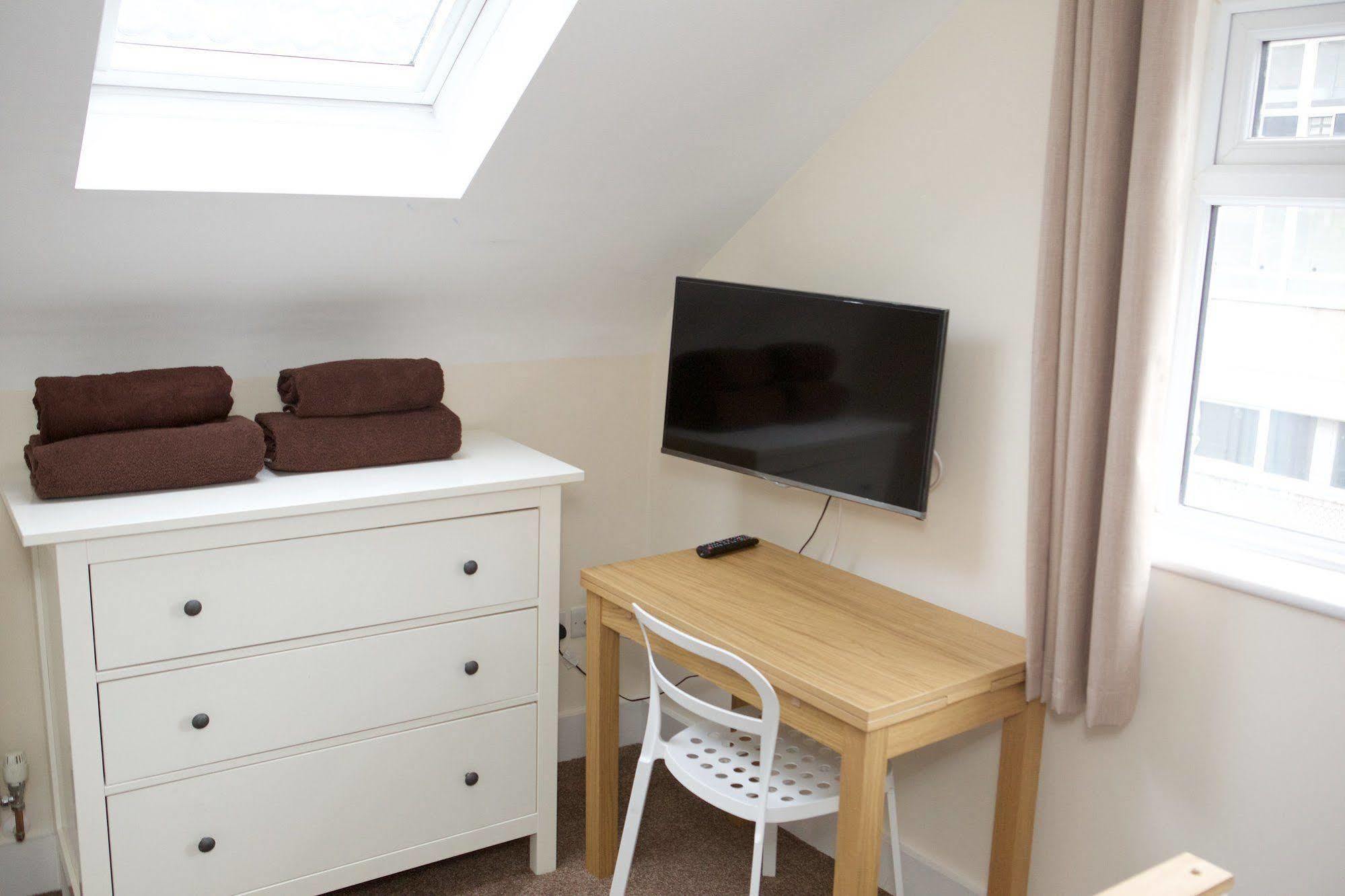 Bristol Serviced Lets - 152/154 Bath Road Exteriér fotografie